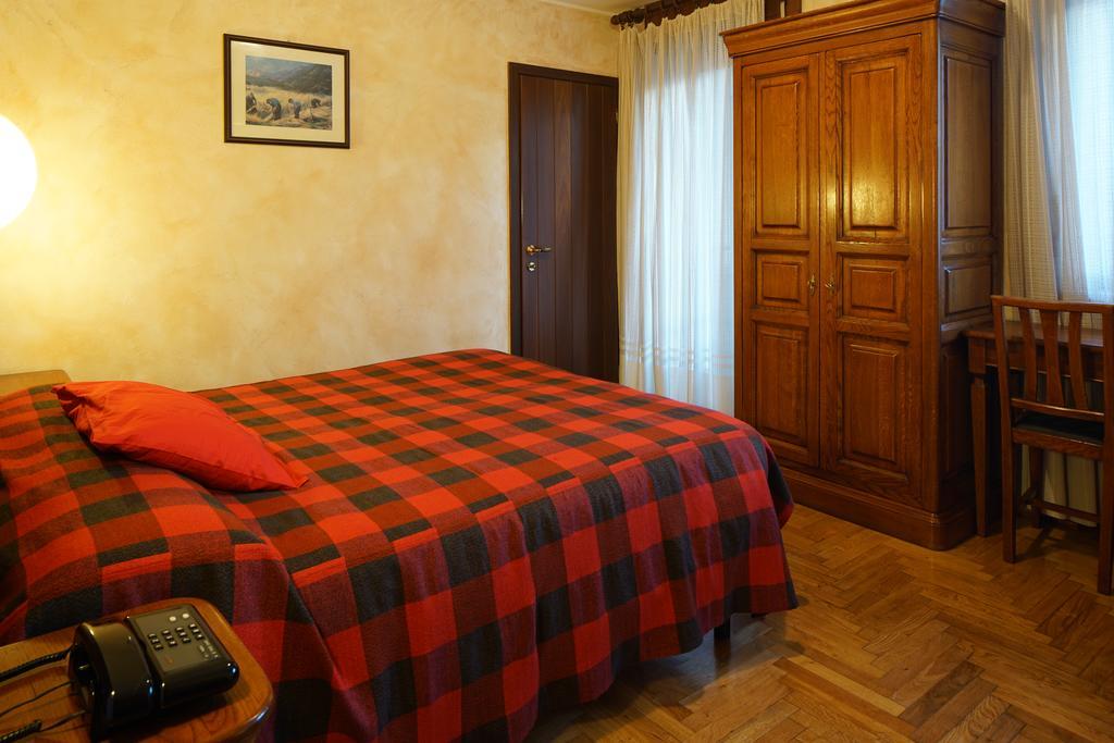 Hotel Al Caminetto Valtournenche Ngoại thất bức ảnh