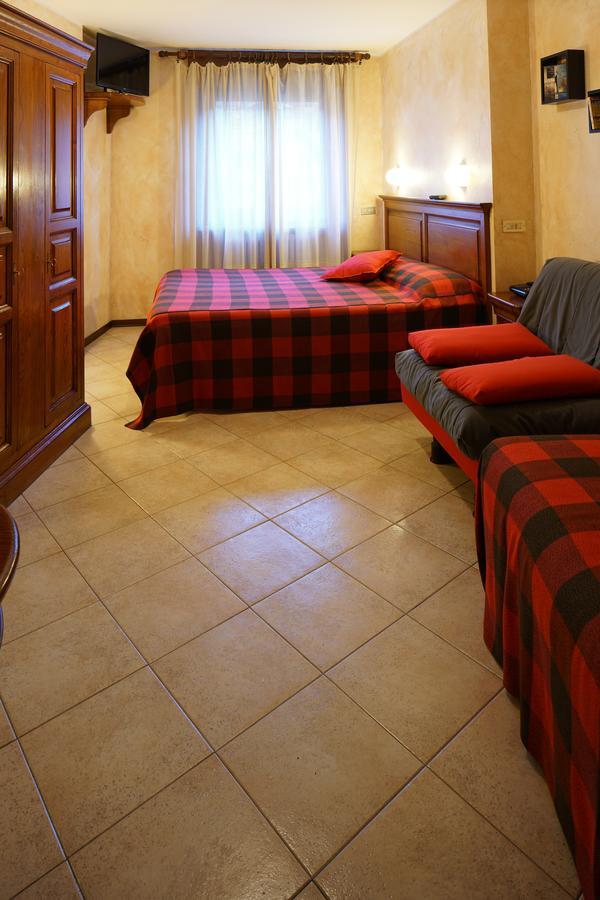 Hotel Al Caminetto Valtournenche Ngoại thất bức ảnh