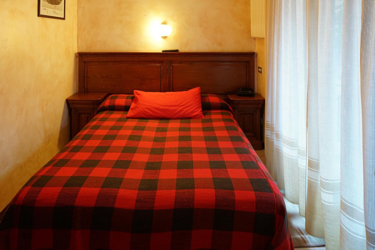 Hotel Al Caminetto Valtournenche Ngoại thất bức ảnh