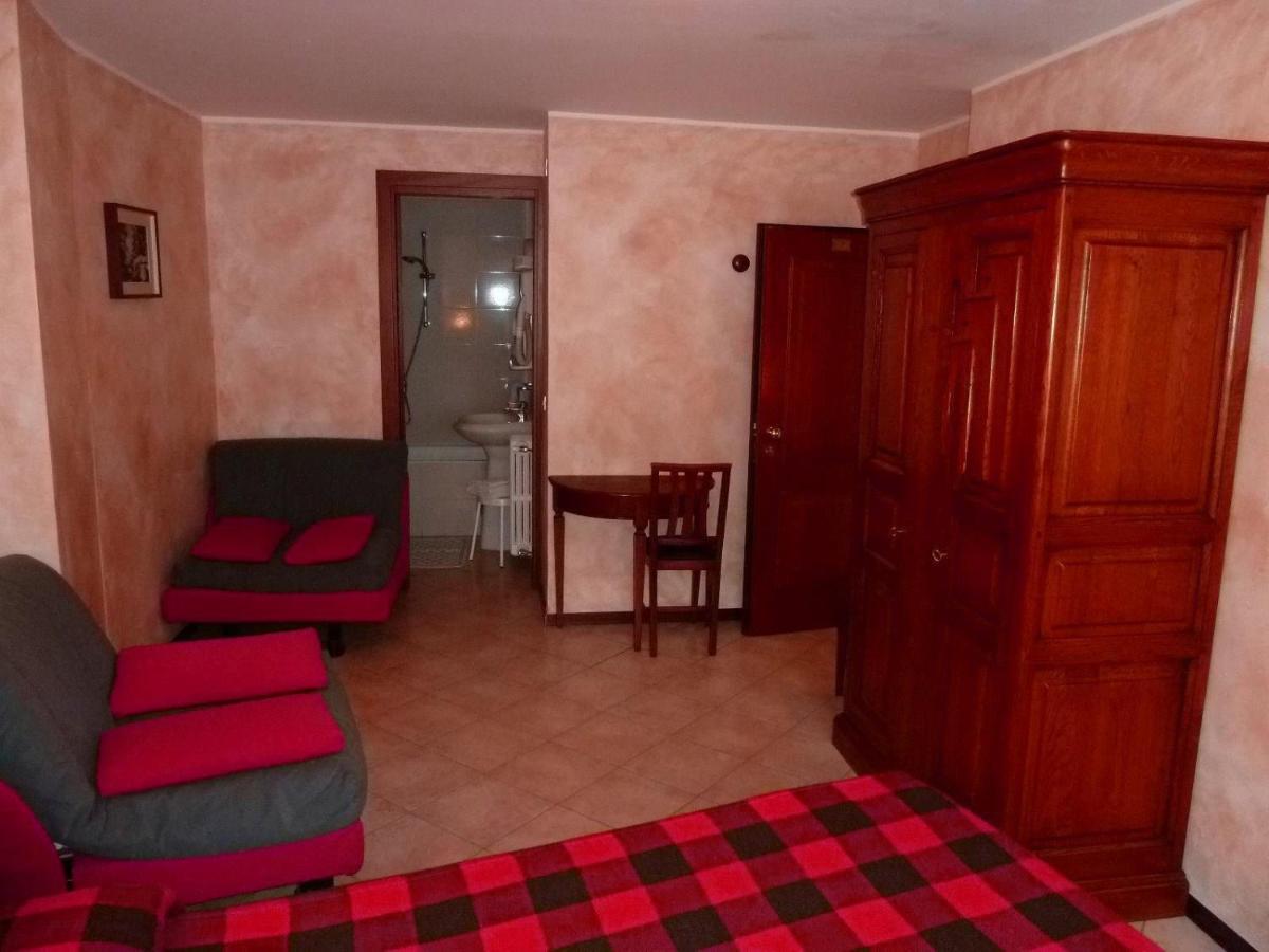Hotel Al Caminetto Valtournenche Phòng bức ảnh