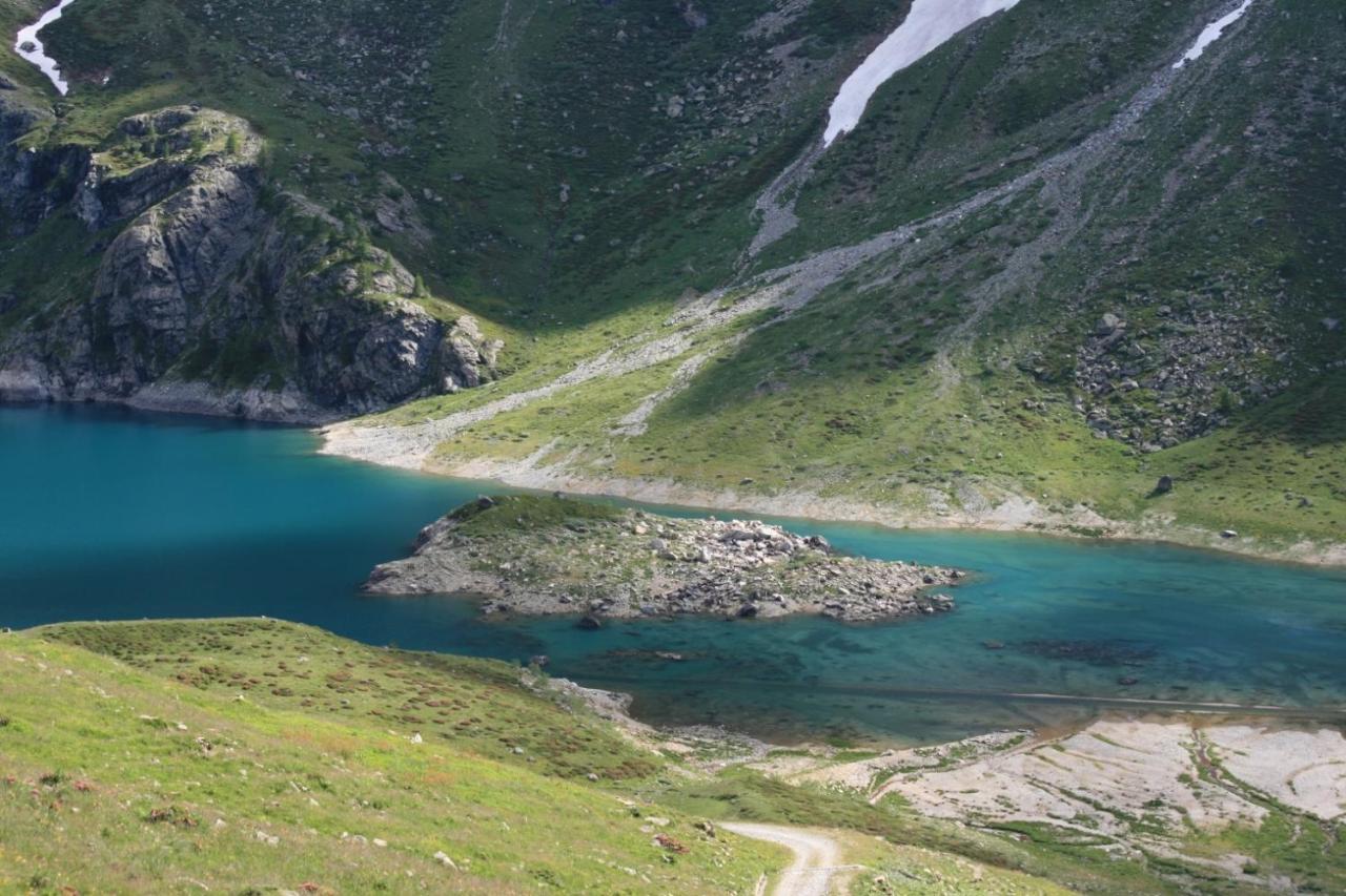 Hotel Al Caminetto Valtournenche Ngoại thất bức ảnh